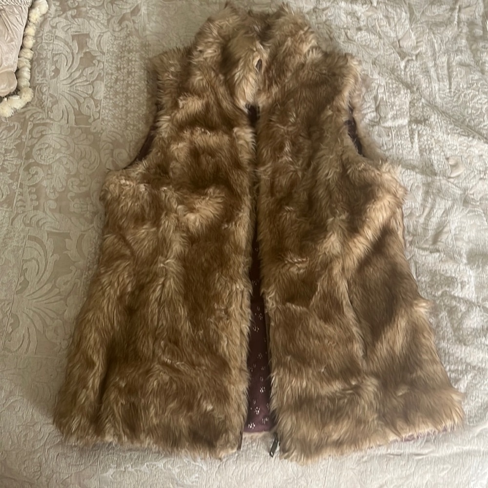 Zara Girls Fur Vest XL